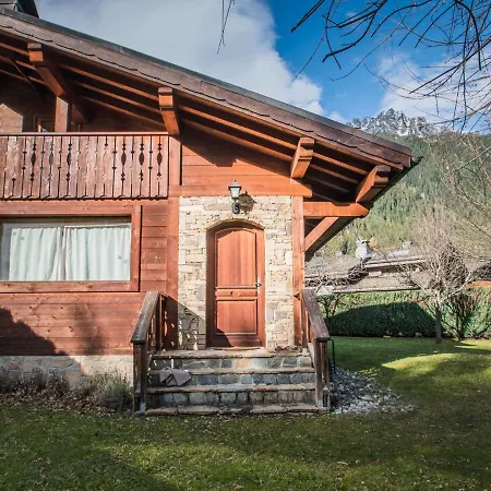Chalet Chamonix-mont-blanc, 5 Pieces, 8 Personnes - Fr-1-343-234 *